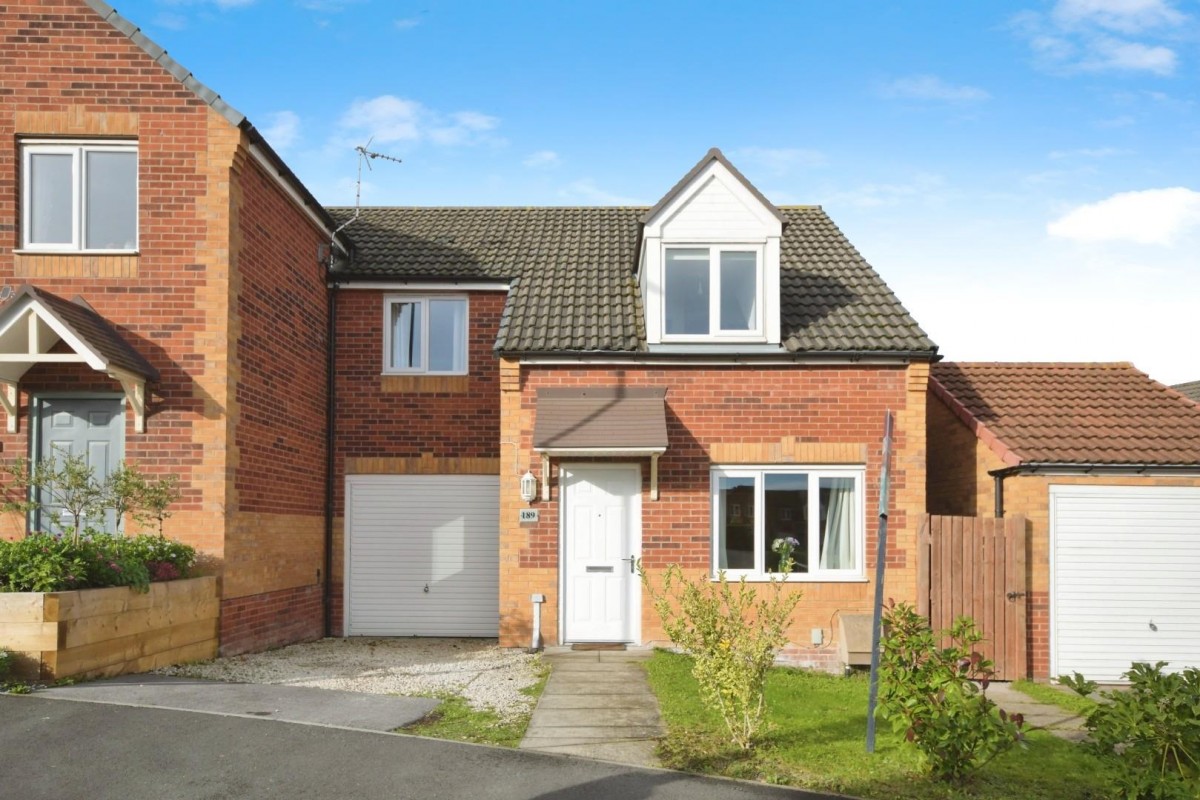 Masefield Avenue, Holmewood, Chesterfield, S42 5TN