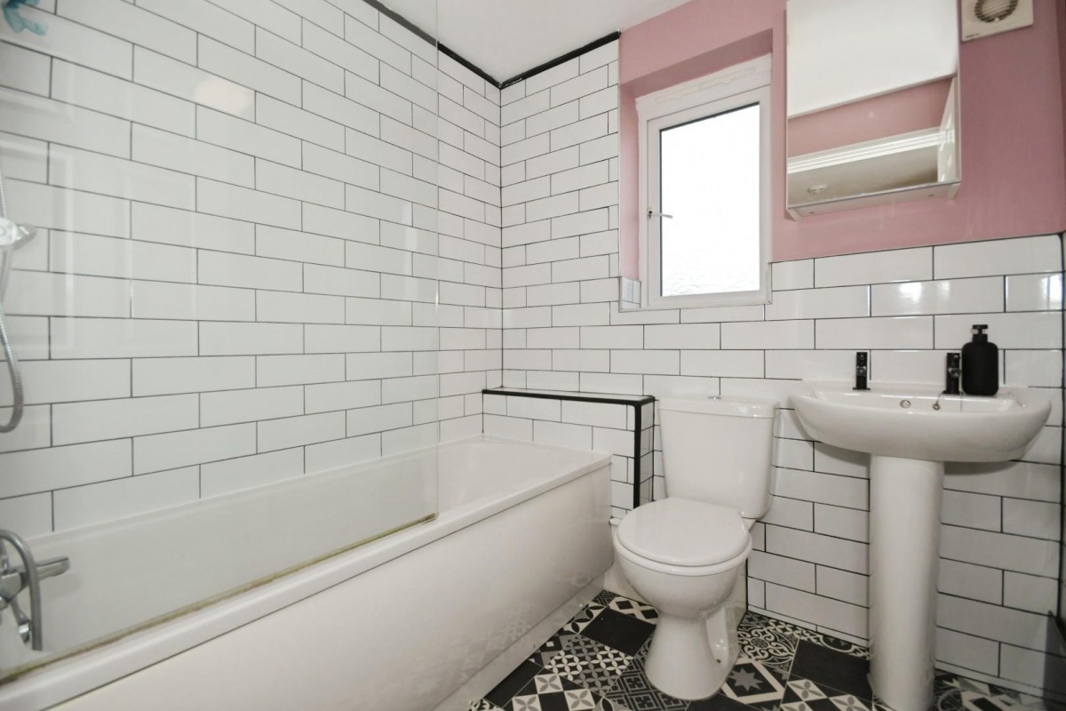 Masefield Avenue, Holmewood, Chesterfield, S42 5TN