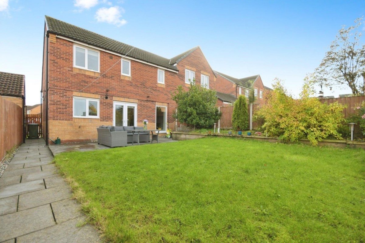 Masefield Avenue, Holmewood, Chesterfield, S42 5TN
