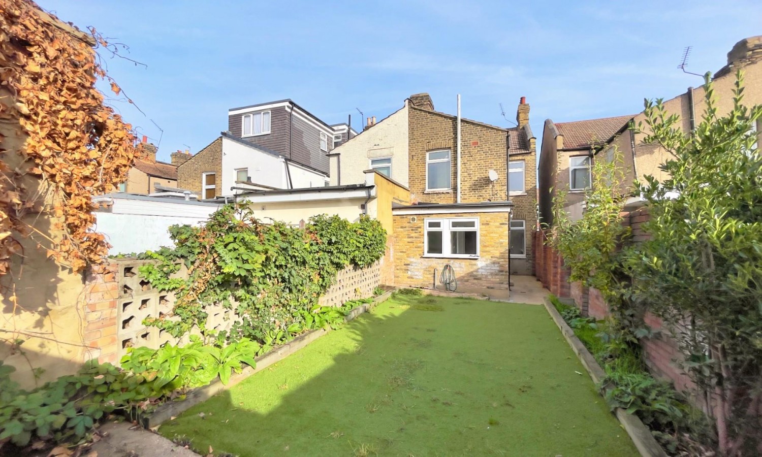 Faircross Avenue, Barking, IG11