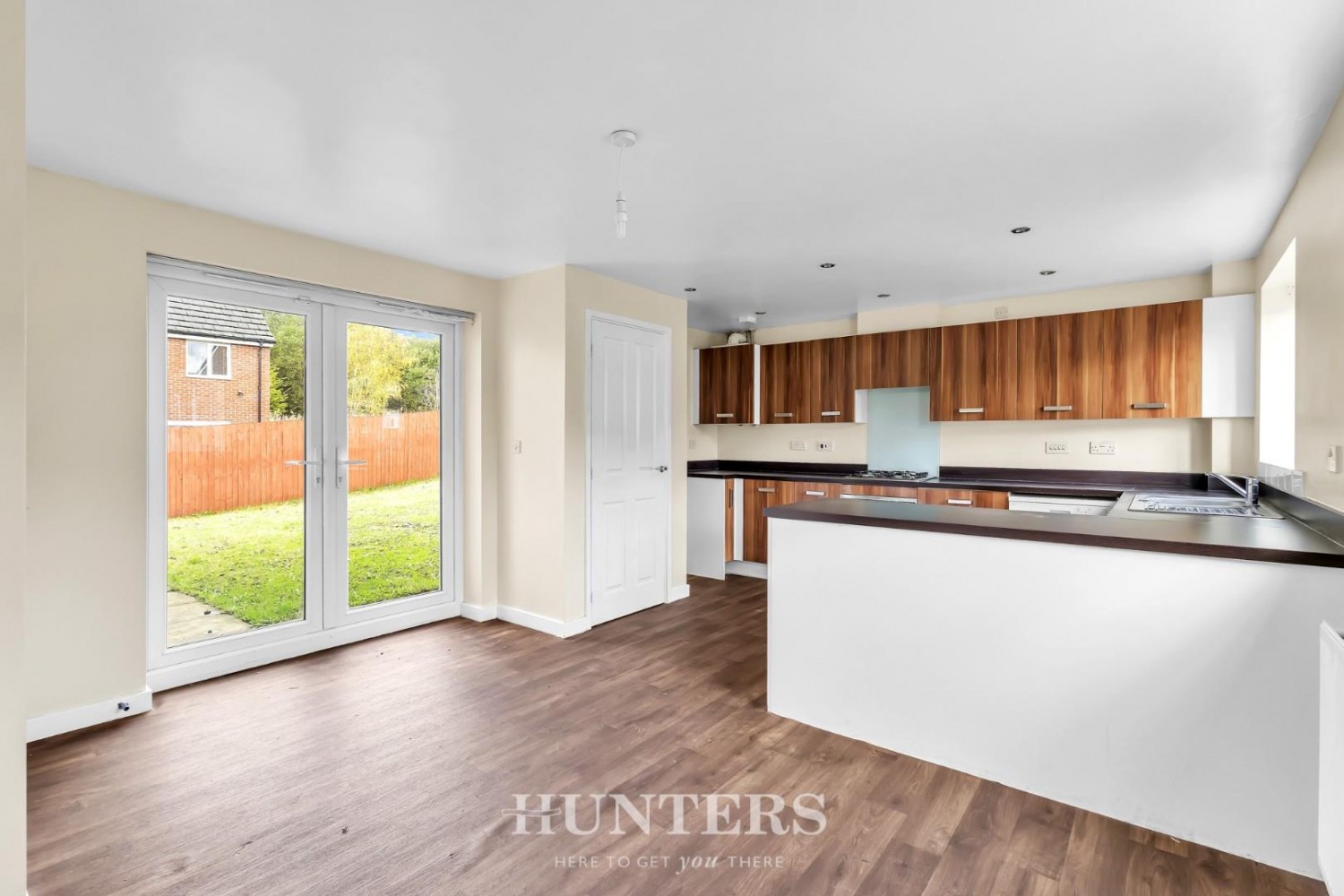 Martindale Crescent, Middleton M24