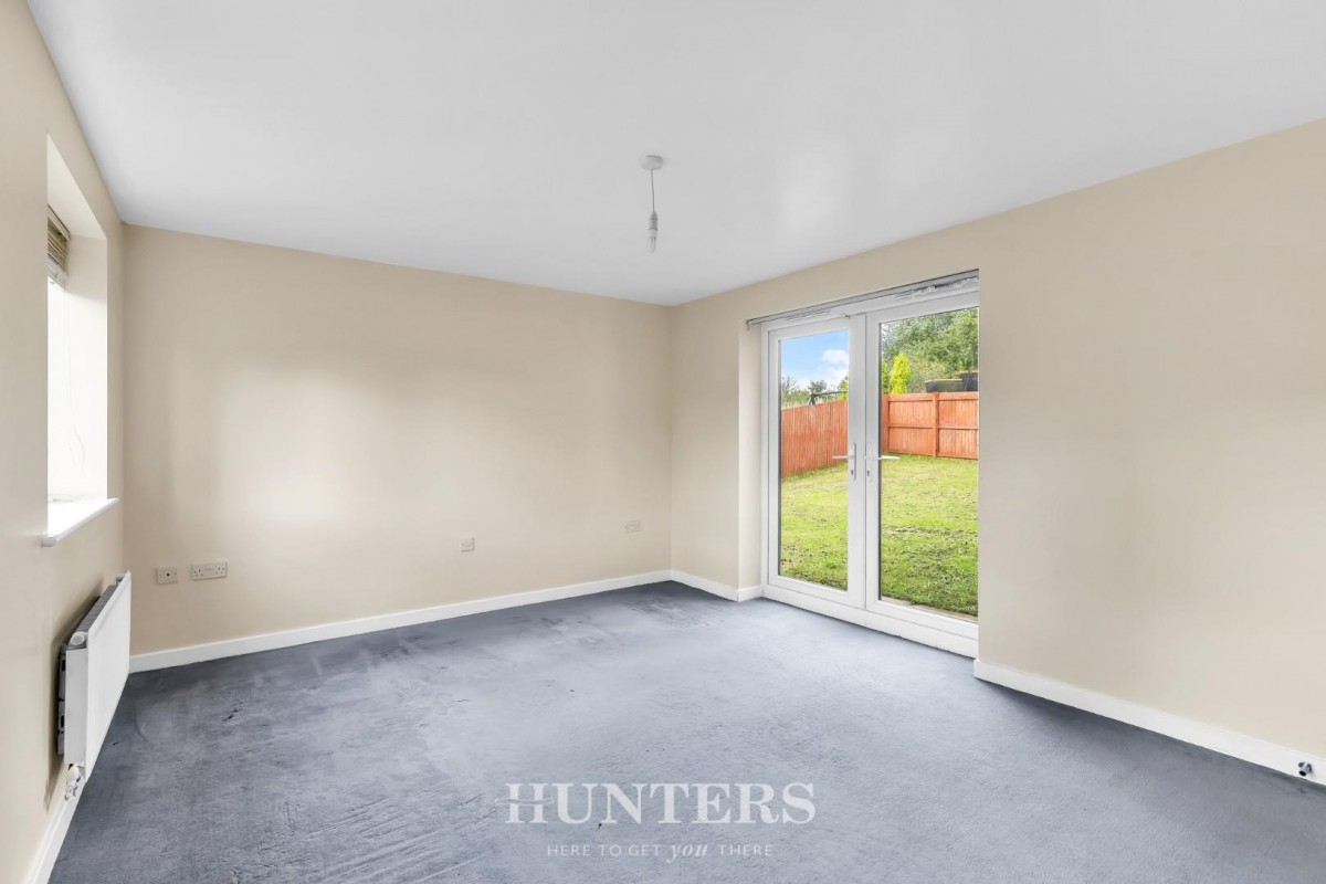 Martindale Crescent, Middleton M24