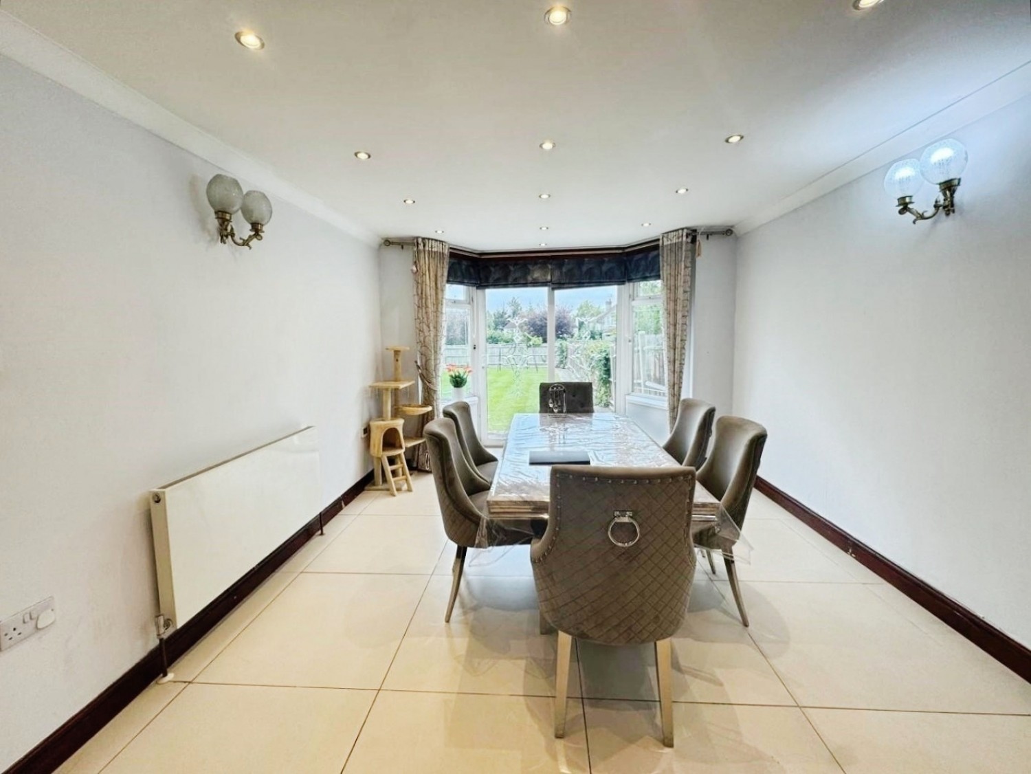 Mount Stewart Avenue, Harrow