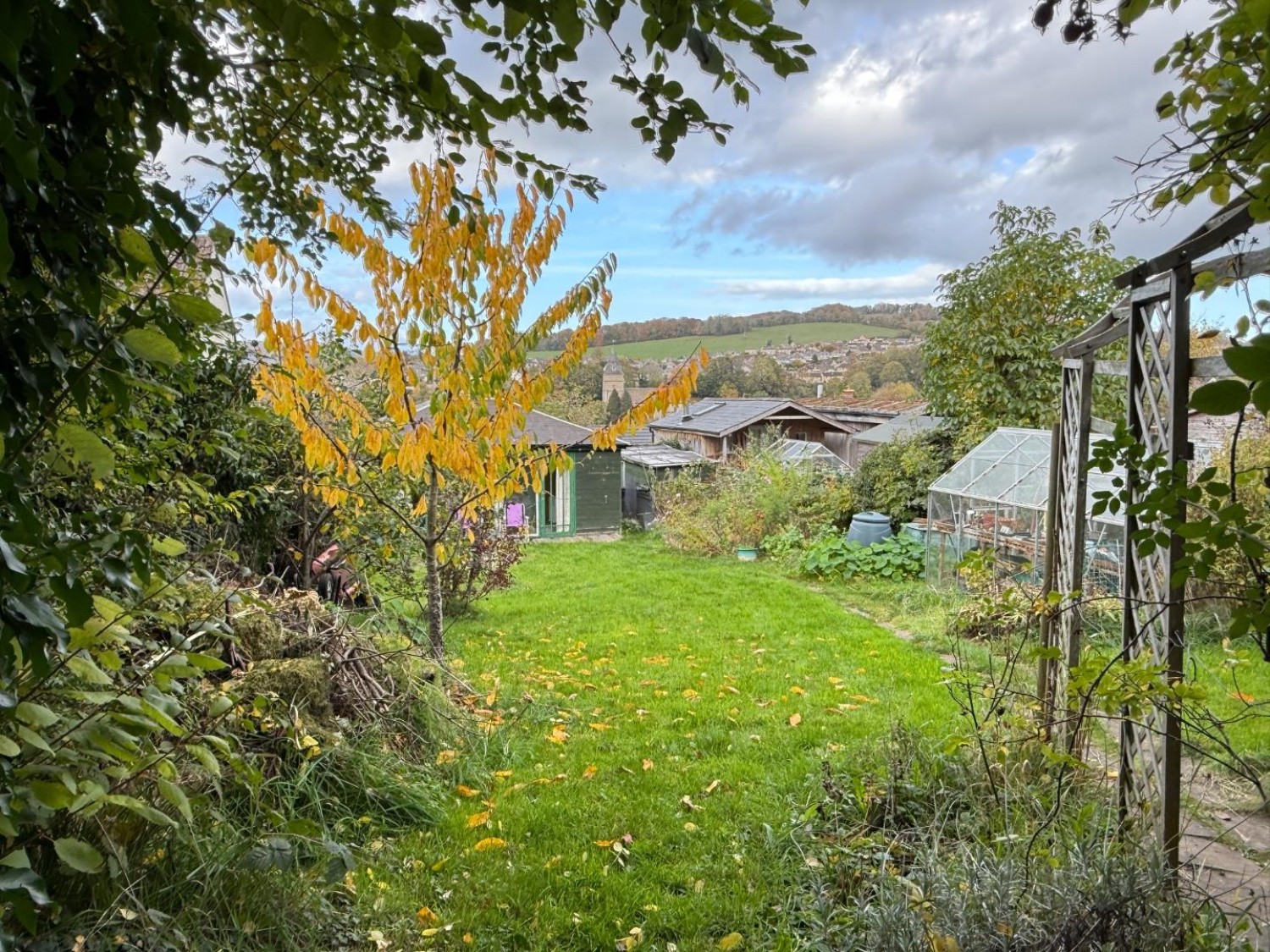 Middle Leazes, Stroud