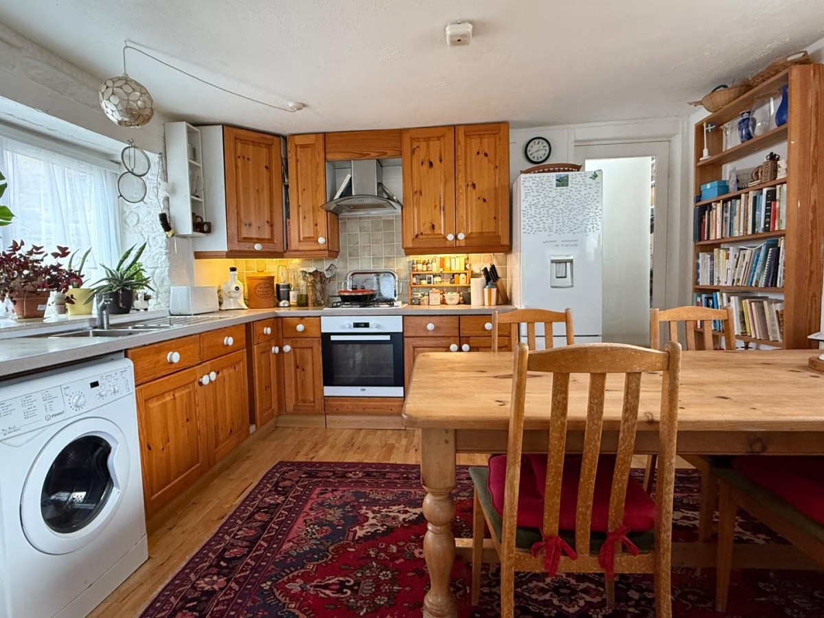 Middle Leazes, Stroud