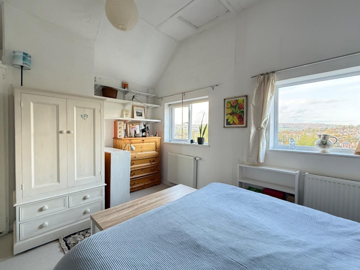 Middle Leazes, Stroud