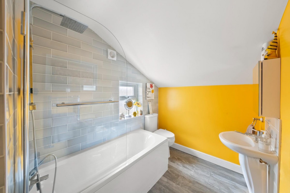 Nellgrove Road, Uxbridge