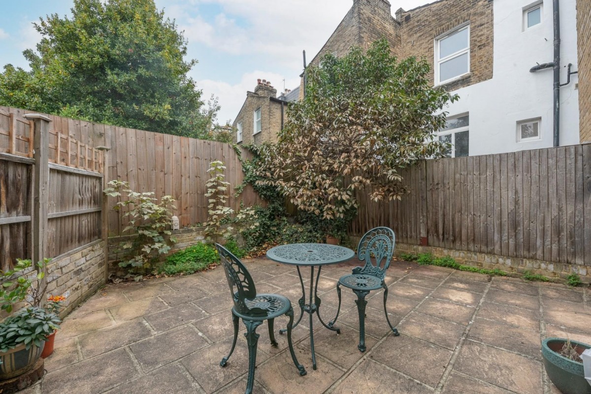 Leconfield Road, London, N5