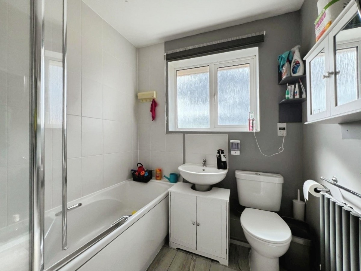 Laurens Van Der Post Way, Ashford