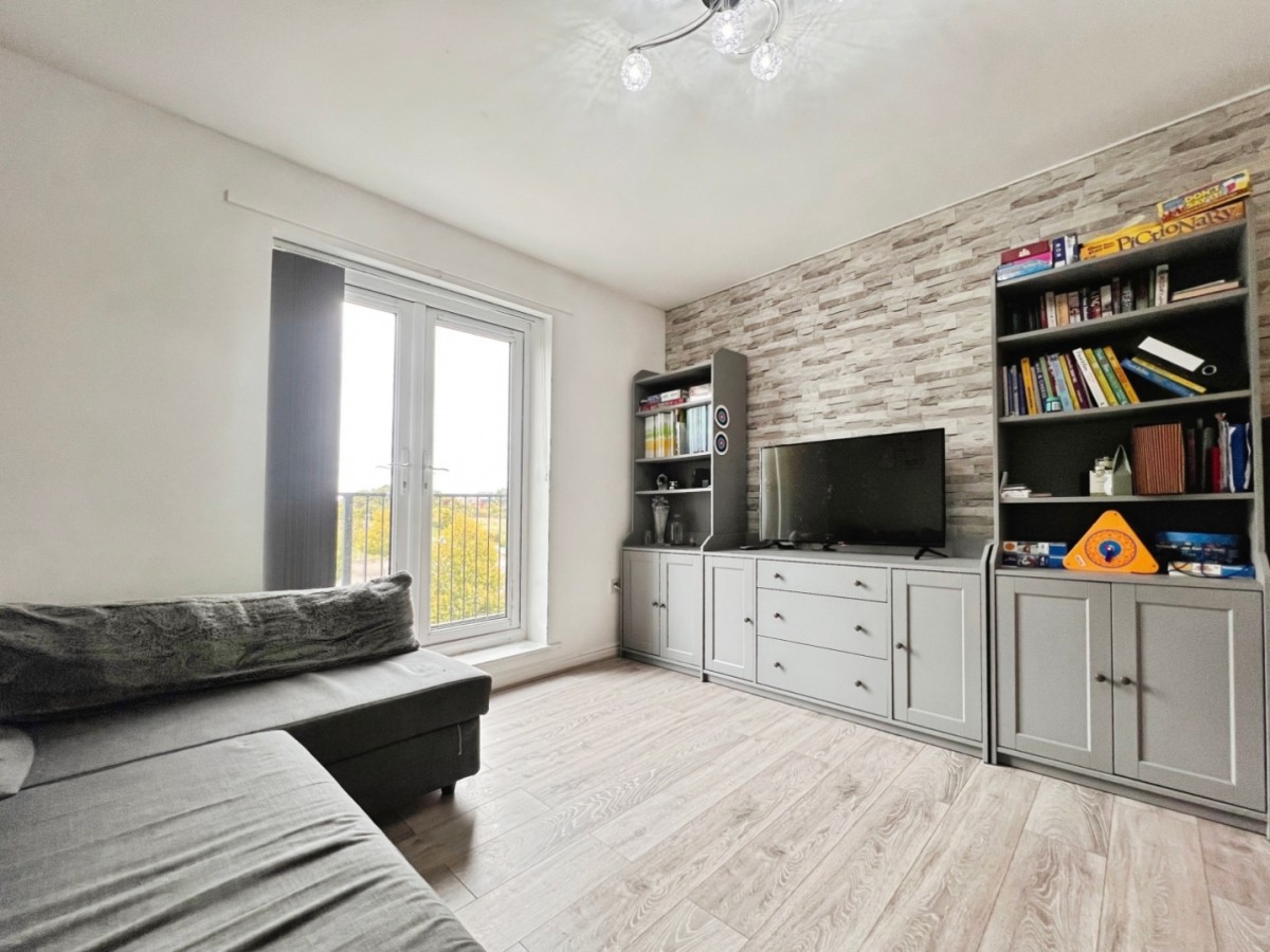 Laurens Van Der Post Way, Ashford