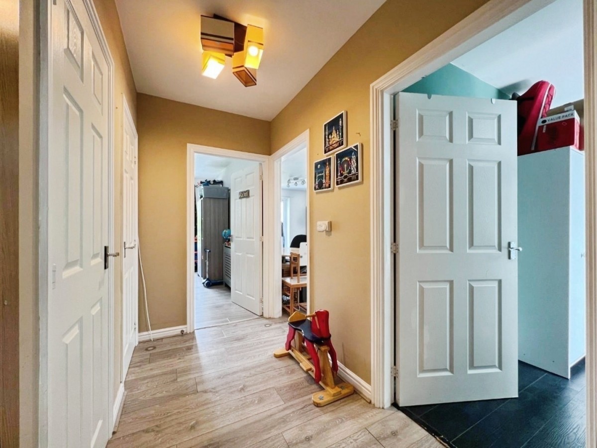 Laurens Van Der Post Way, Ashford