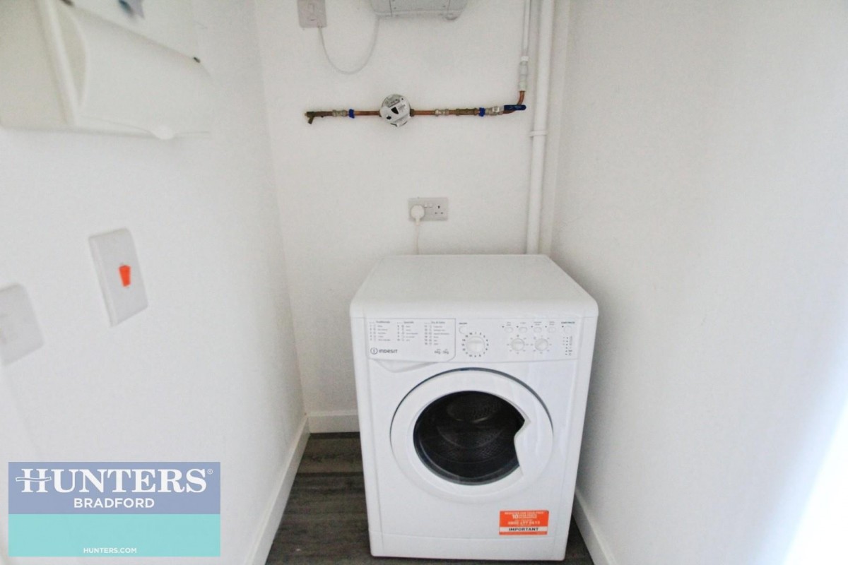 Card House, Bingley Road Bradford, BD9 6FG