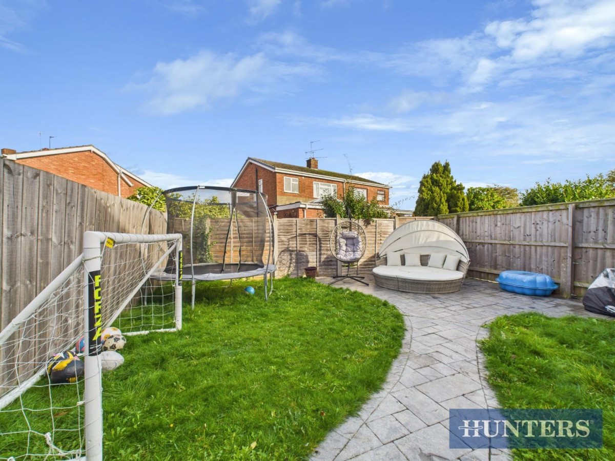 Wray Close, Beverley, HU17 9QG