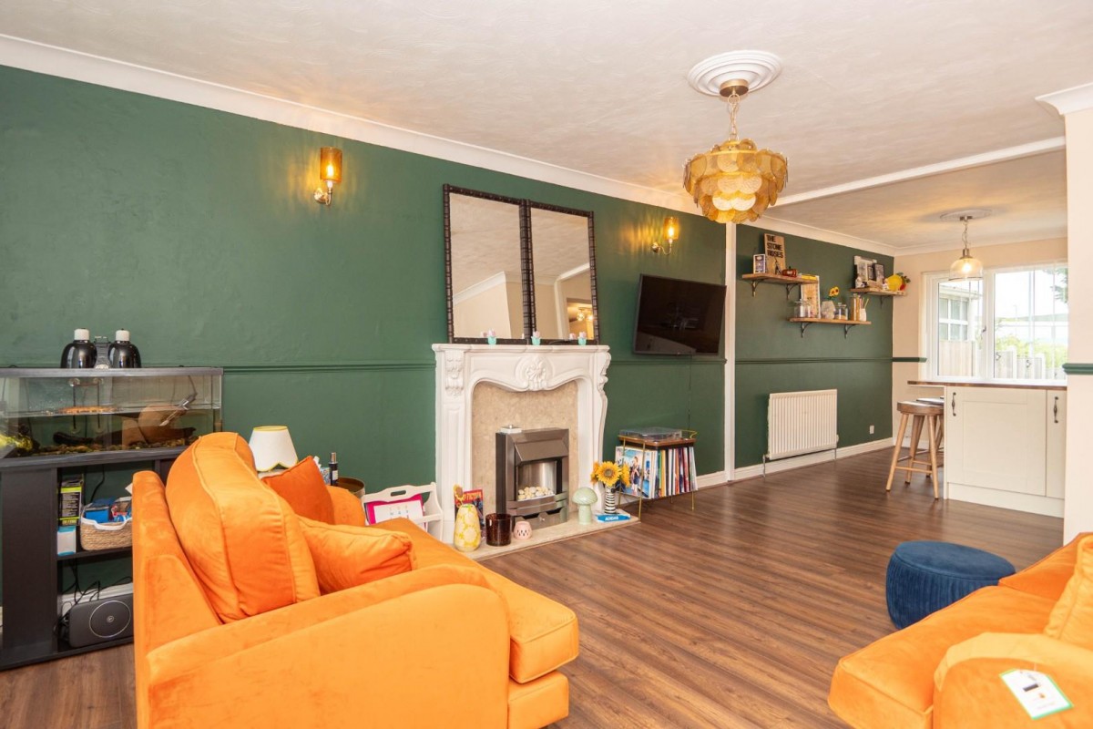 Swinnow Gardens, Leeds