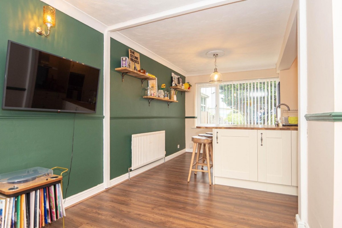 Swinnow Gardens, Leeds