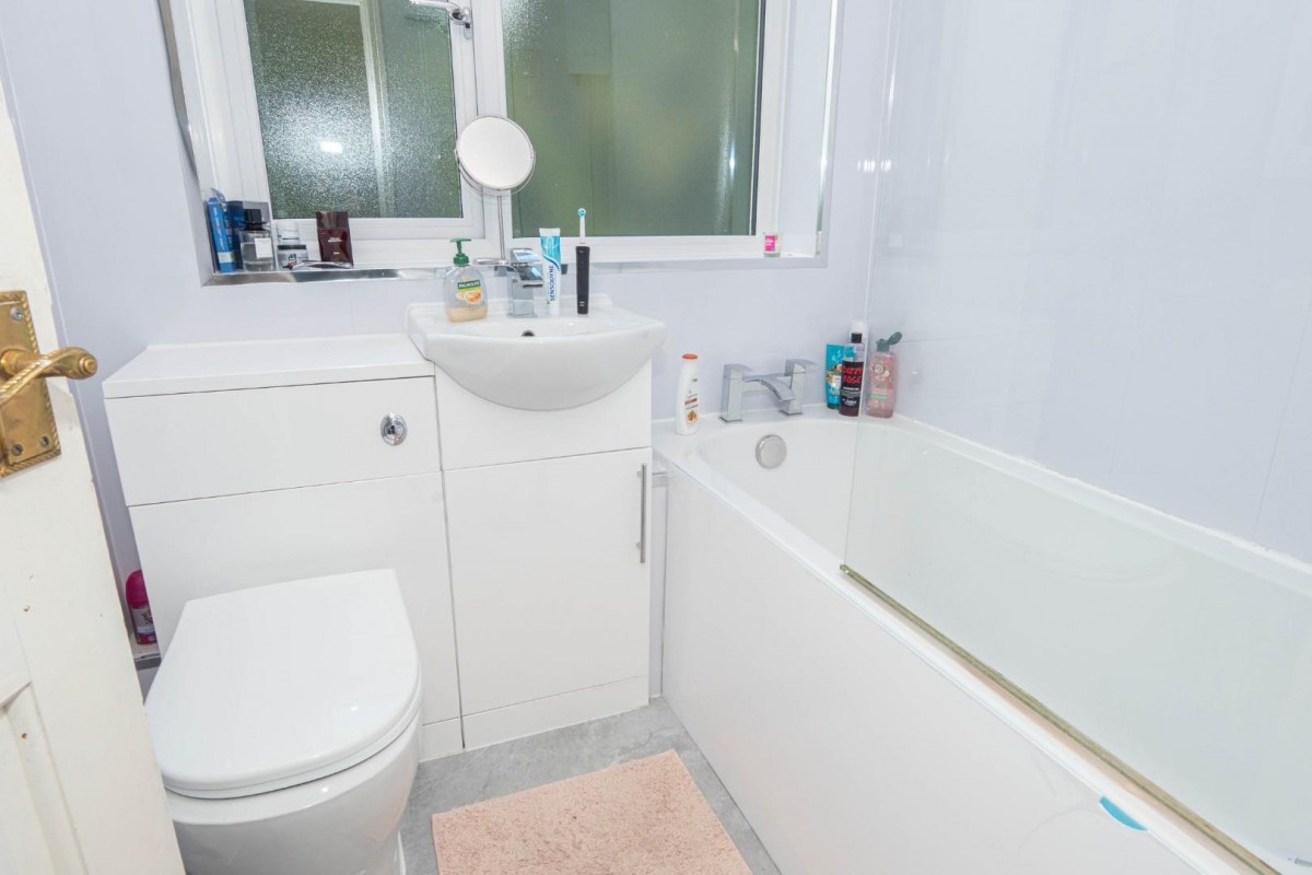 Swinnow Gardens, Leeds