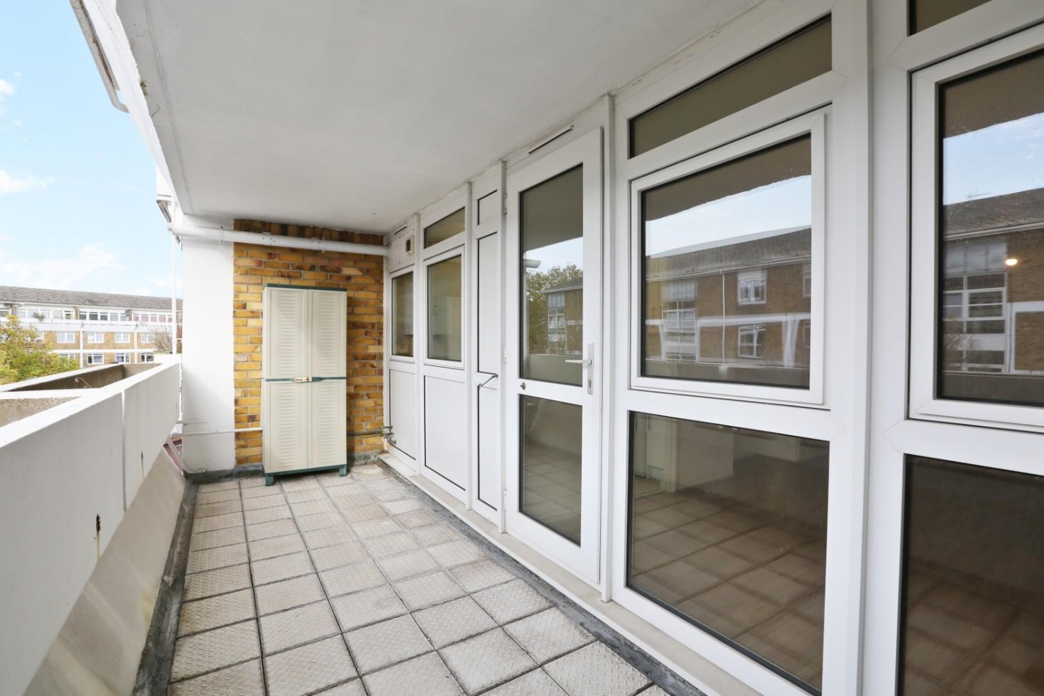 Flaxman Road, London, SE5