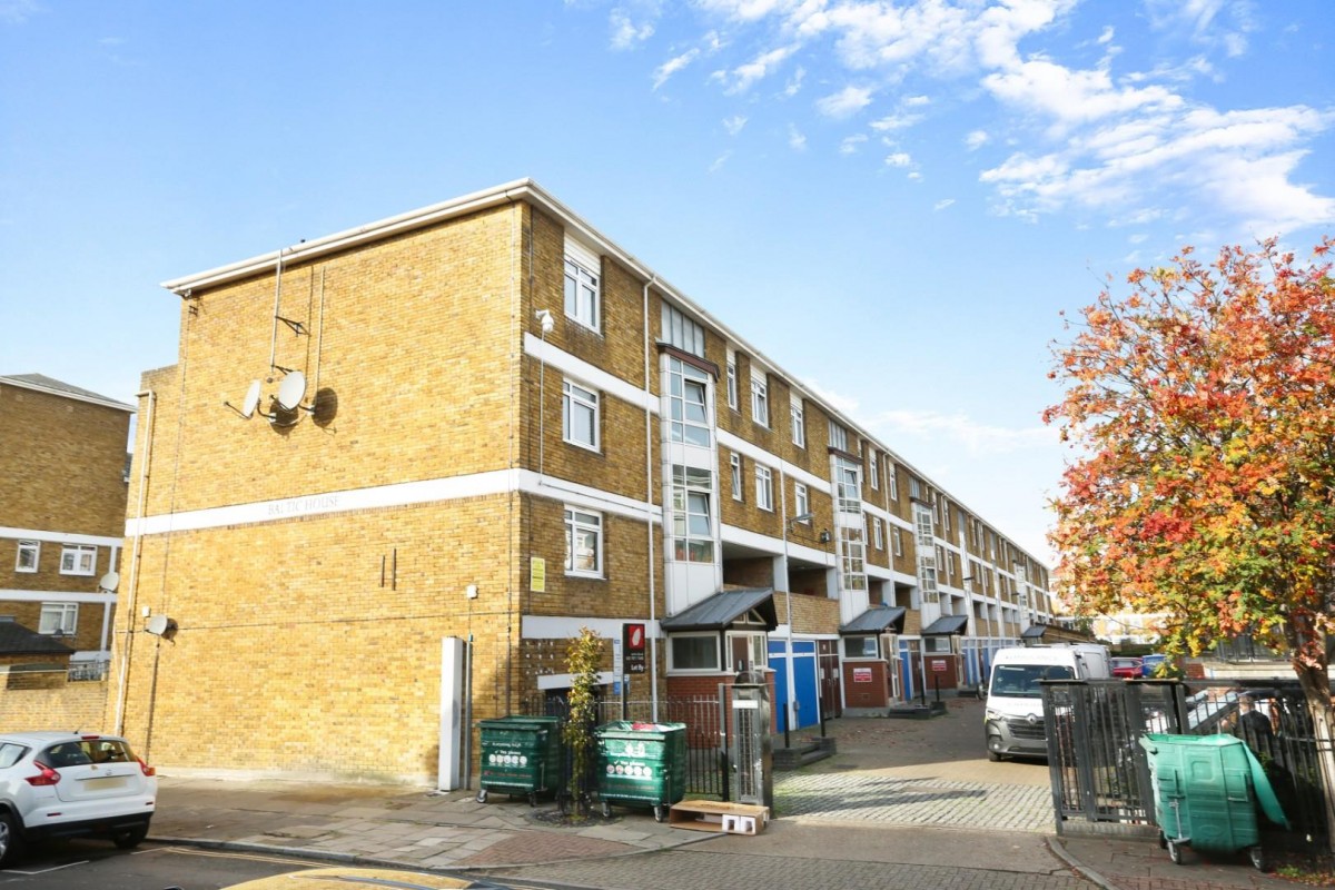 Flaxman Road, London, SE5