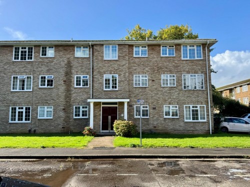 Swallow Close, Staines-Upon-Thames