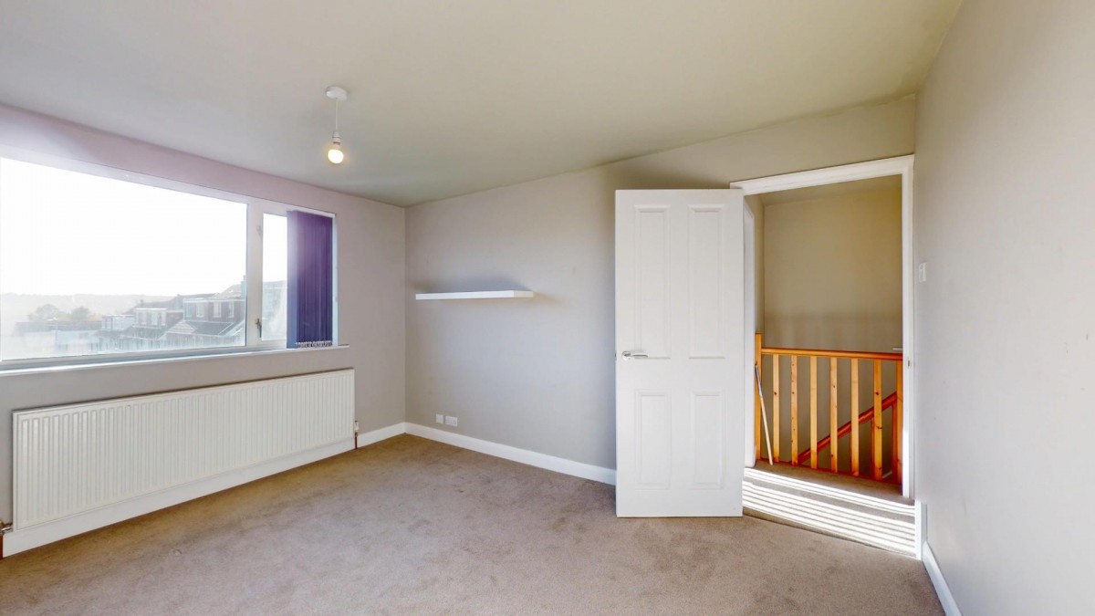 Harewood Crescent, Oakworth