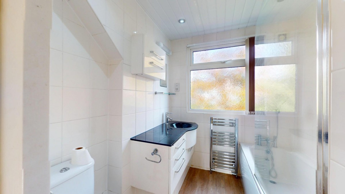 Harewood Crescent, Oakworth