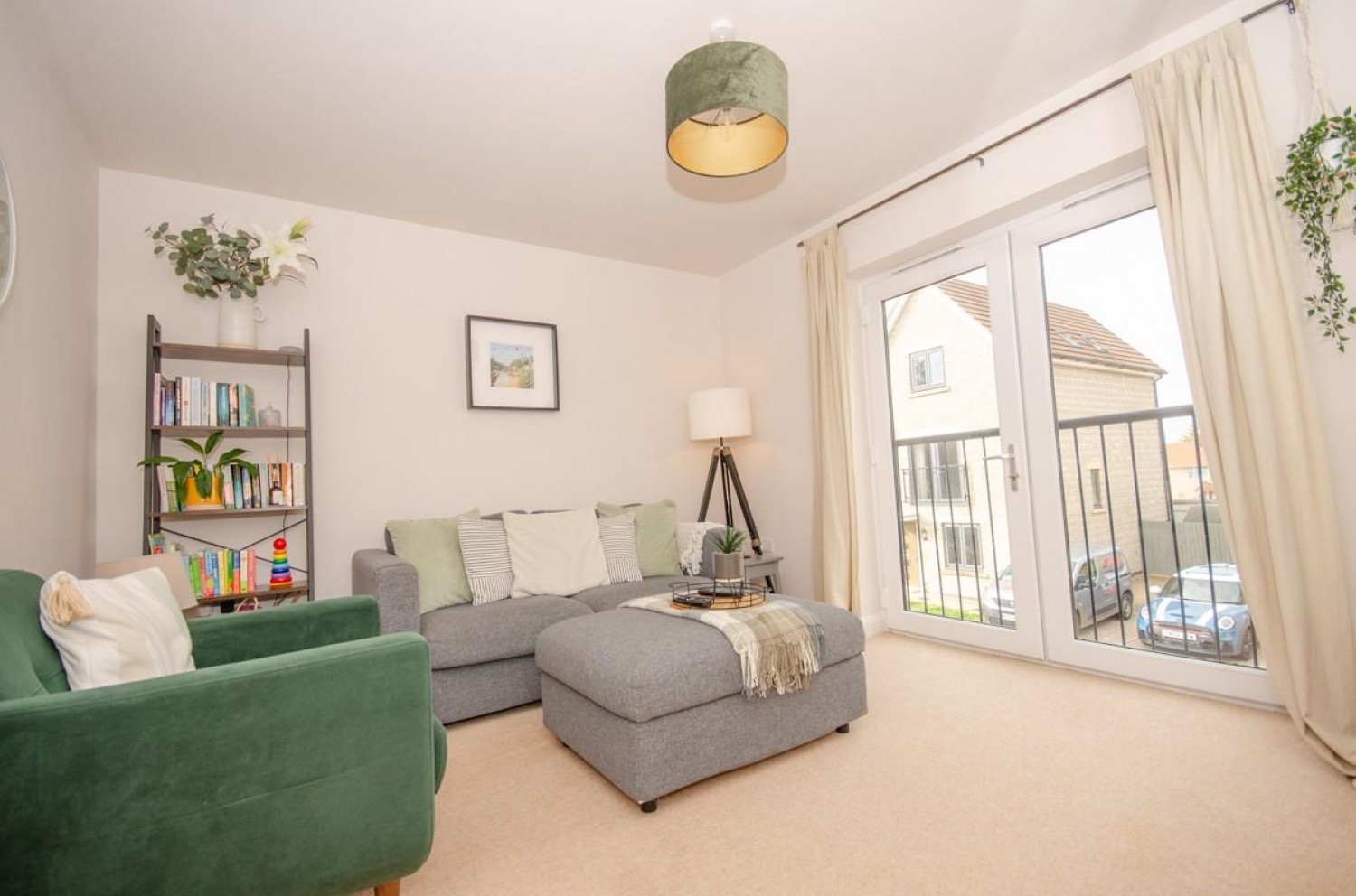 Oak Tree Close, Mangotsfield, Bristol, BS16 9AJ