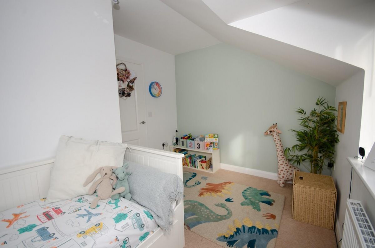 Oak Tree Close, Mangotsfield, Bristol, BS16 9AJ