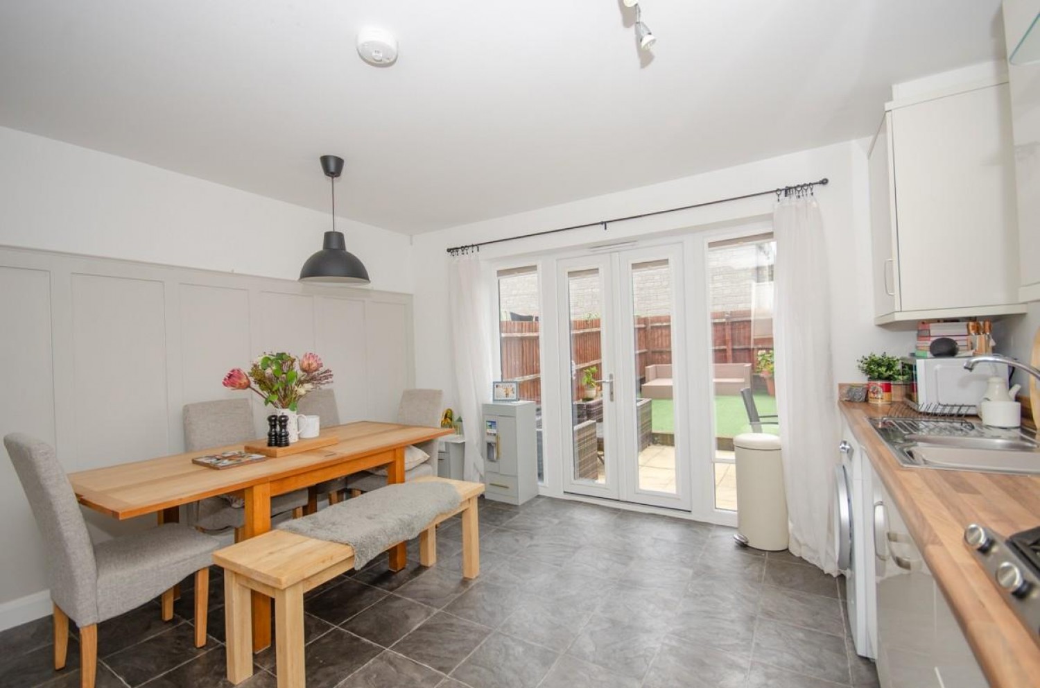 Oak Tree Close, Mangotsfield, Bristol, BS16 9AJ