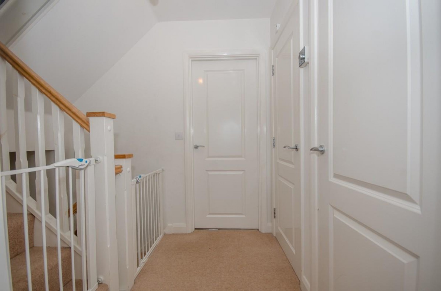 Oak Tree Close, Mangotsfield, Bristol, BS16 9AJ