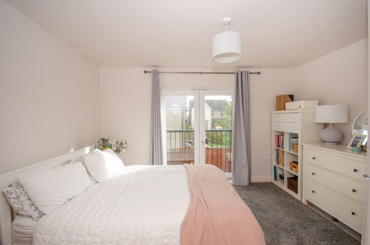 Oak Tree Close, Mangotsfield, Bristol, BS16 9AJ