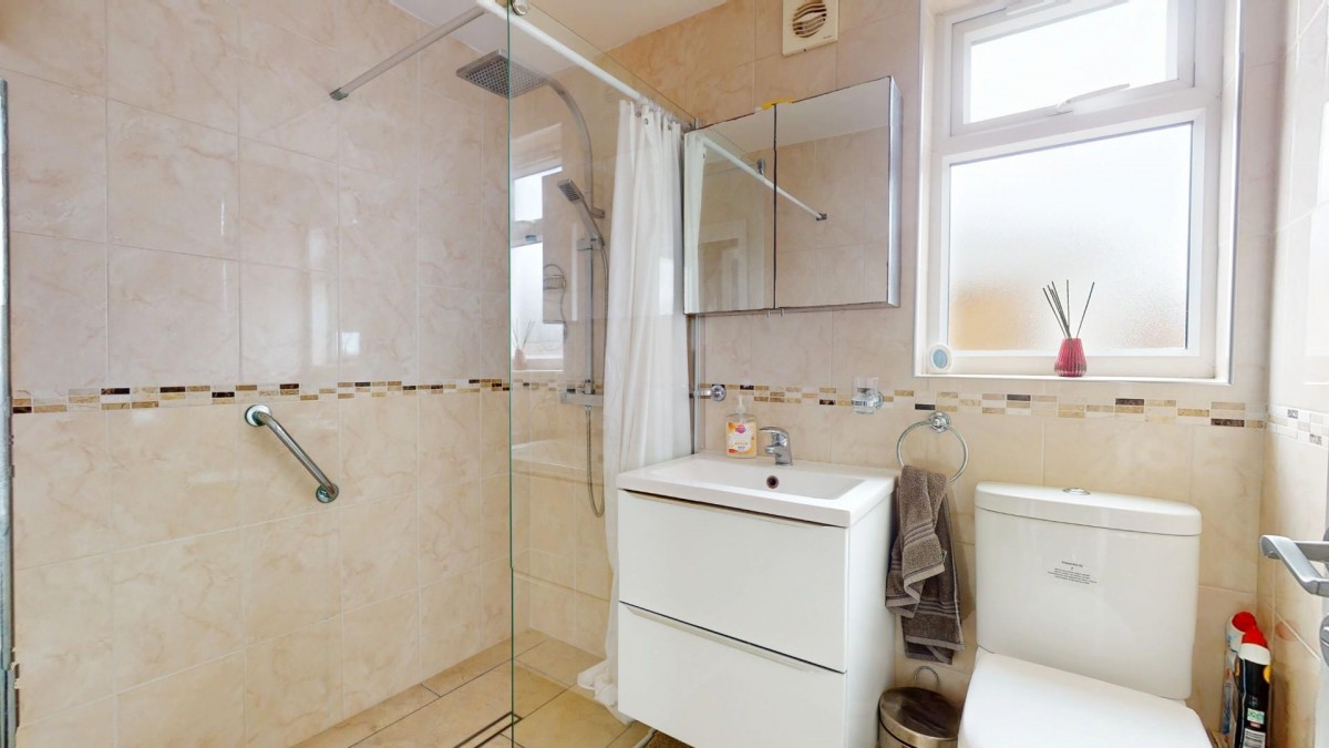 Jubilee Crescent, Gravesend, DA12