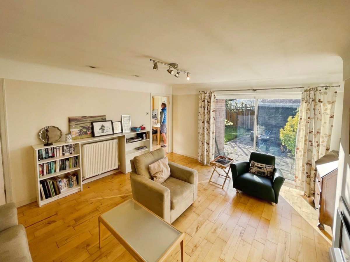 Derwent Drive, Ellesmere Port