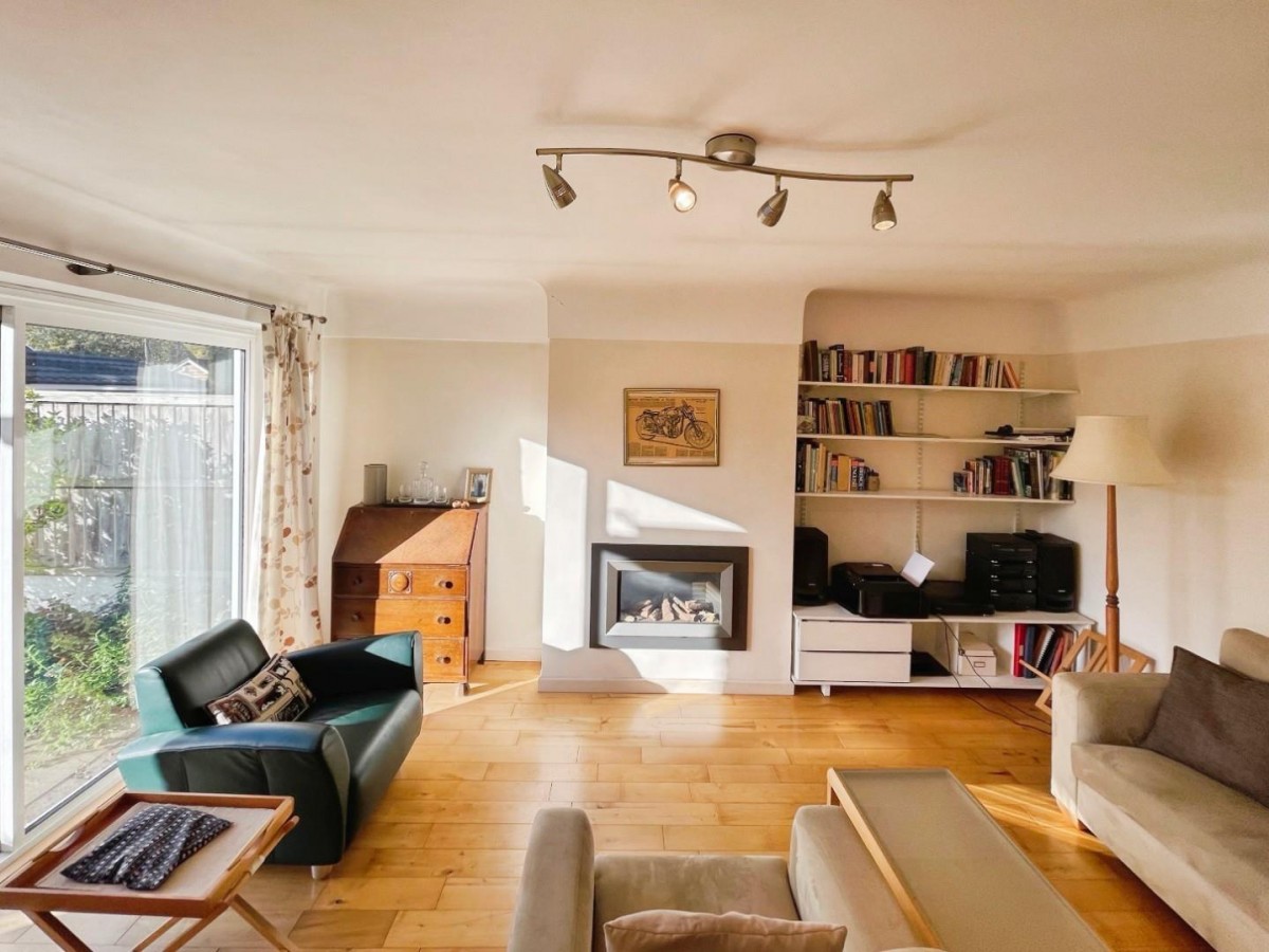 Derwent Drive, Ellesmere Port