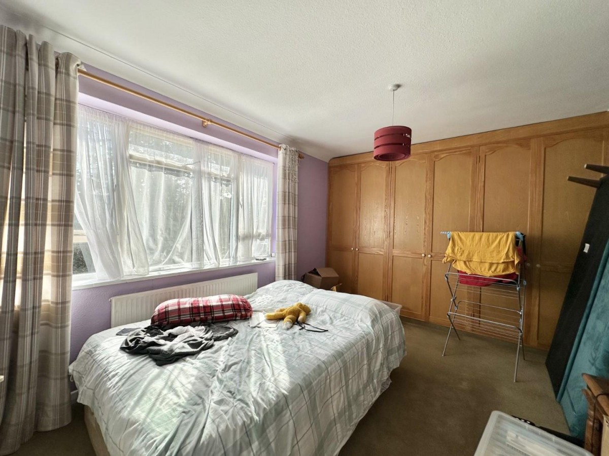 Hitherbroom Road, Hayes, UB3 3AE