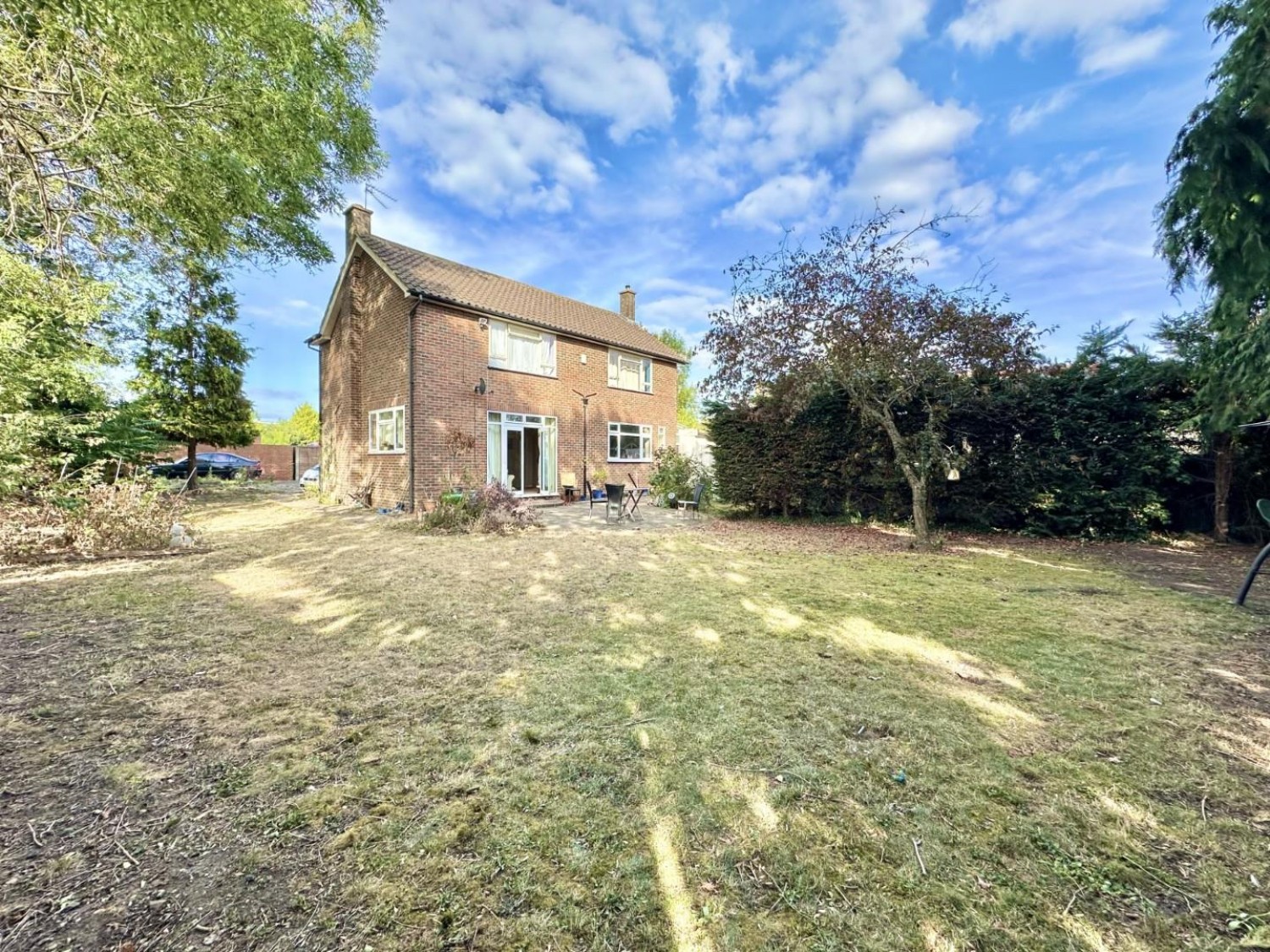 Hitherbroom Road, Hayes, UB3 3AE