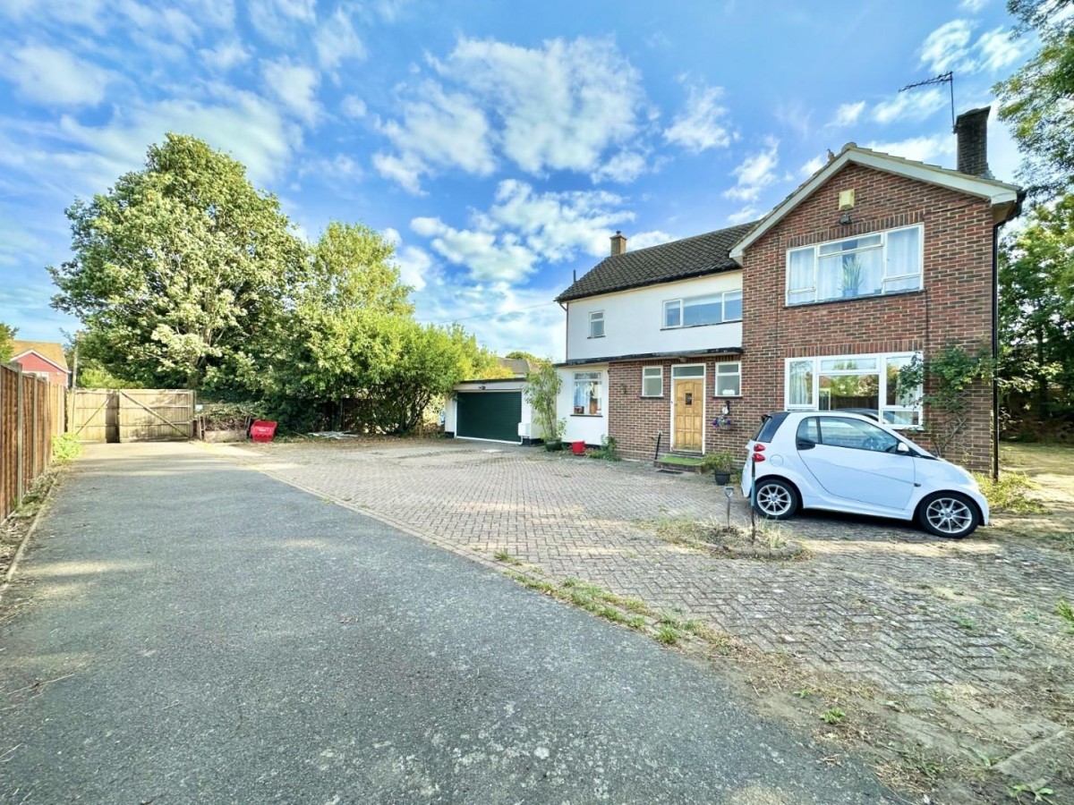 Hitherbroom Road, Hayes, UB3 3AE