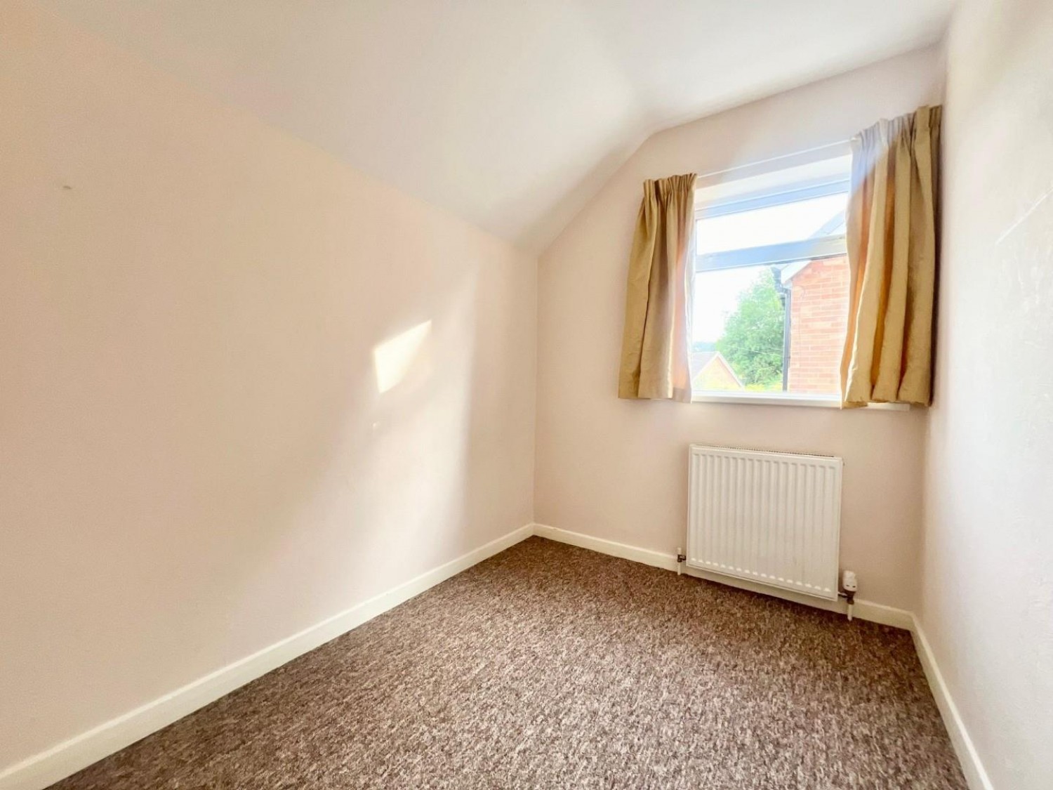 Barnes Hall Road, Burncross, Sheffield, S35 1RF