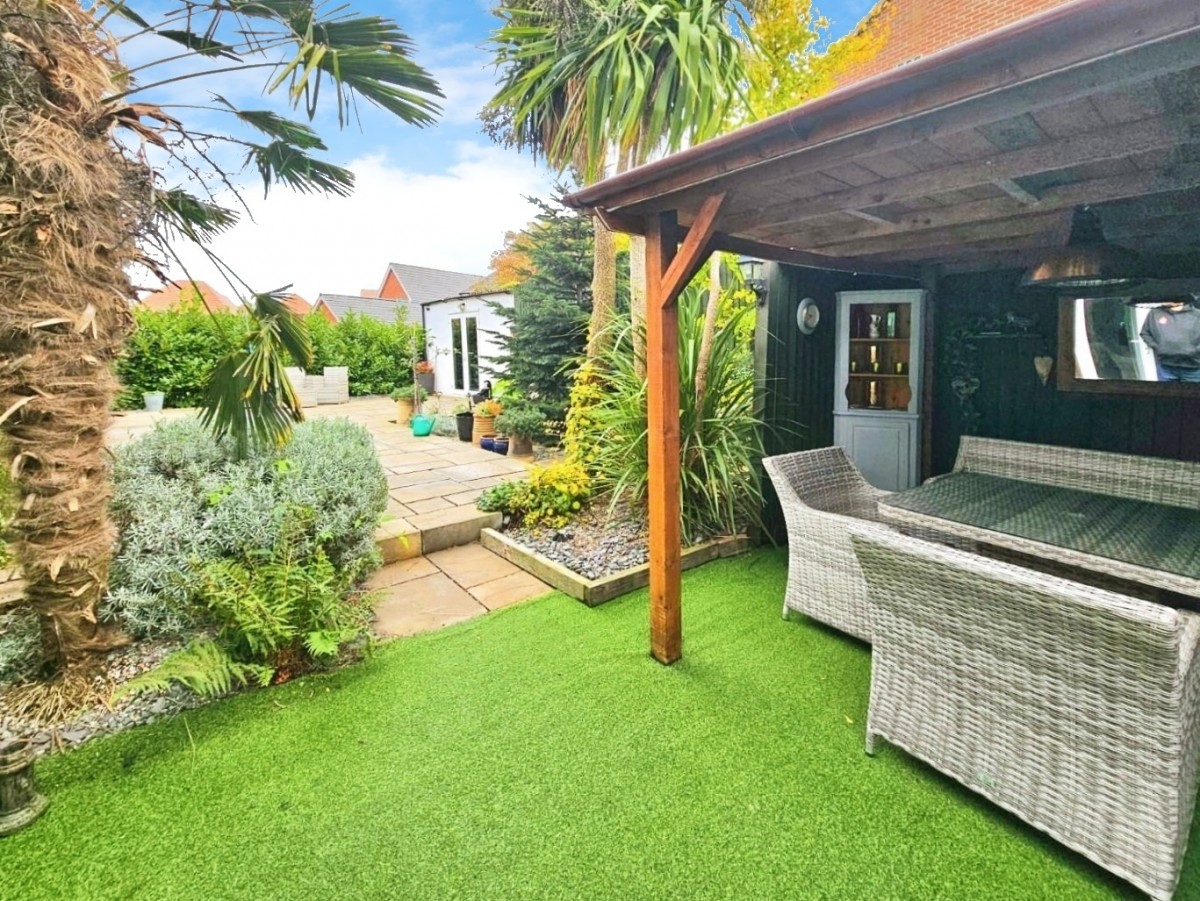 Howmead, Berkeley, GL13 9AS