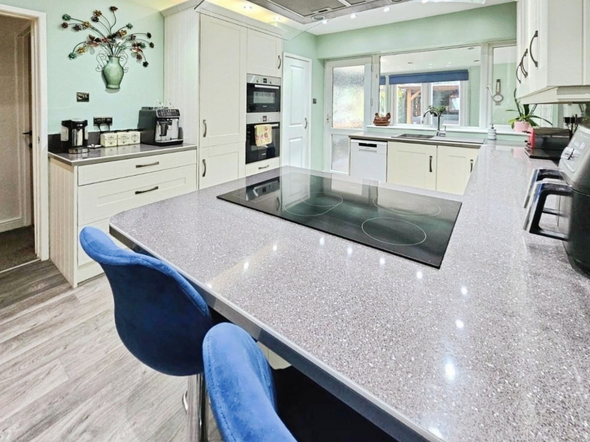 Howmead, Berkeley, GL13 9AS