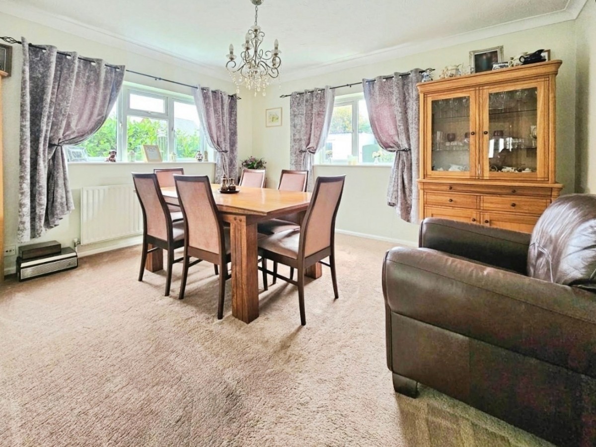 Howmead, Berkeley, GL13 9AS