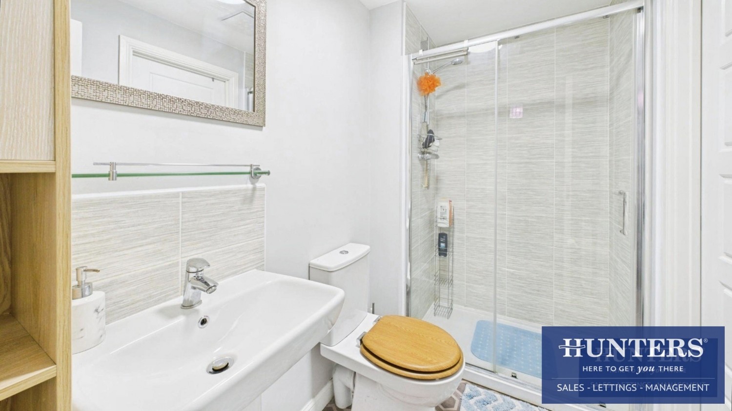 Danesfield Road, Washington