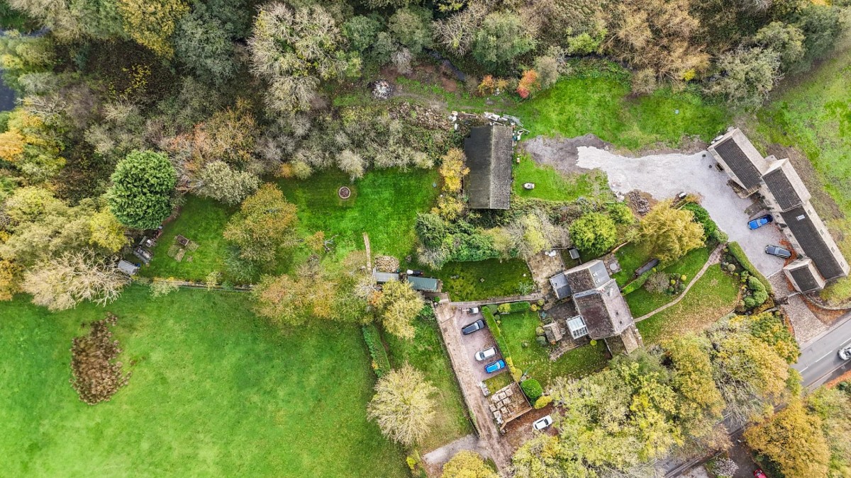 Nether Birchitt Farm Cottage, Sheffield Road Dronfield, S18 2GD