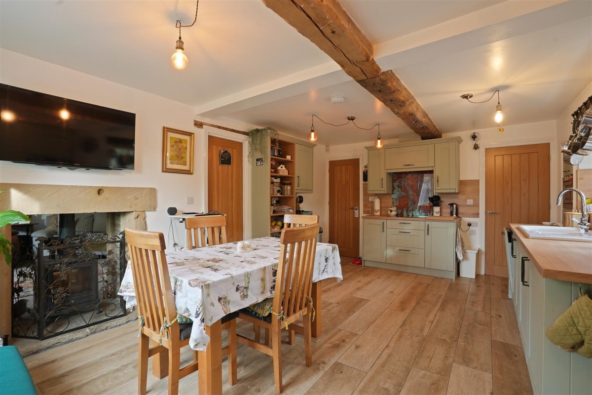 Nether Birchitt Farm Cottage, Sheffield Road Dronfield, S18 2GD