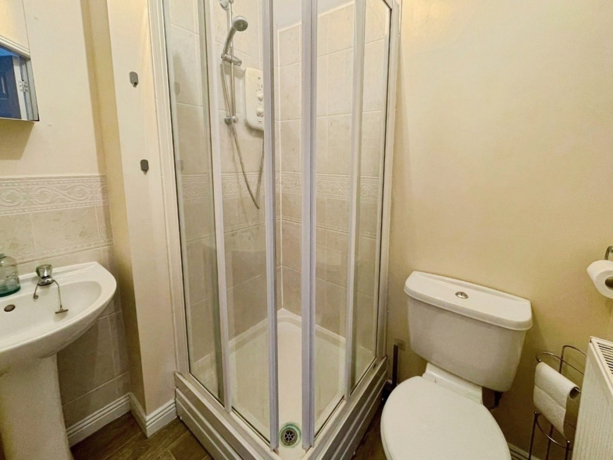 Castle Stream Court, Dursley