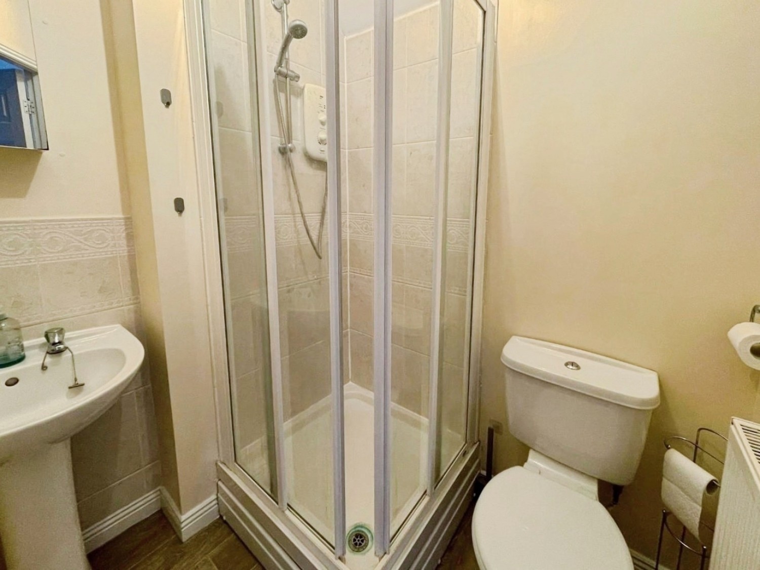 Castle Stream Court, Dursley