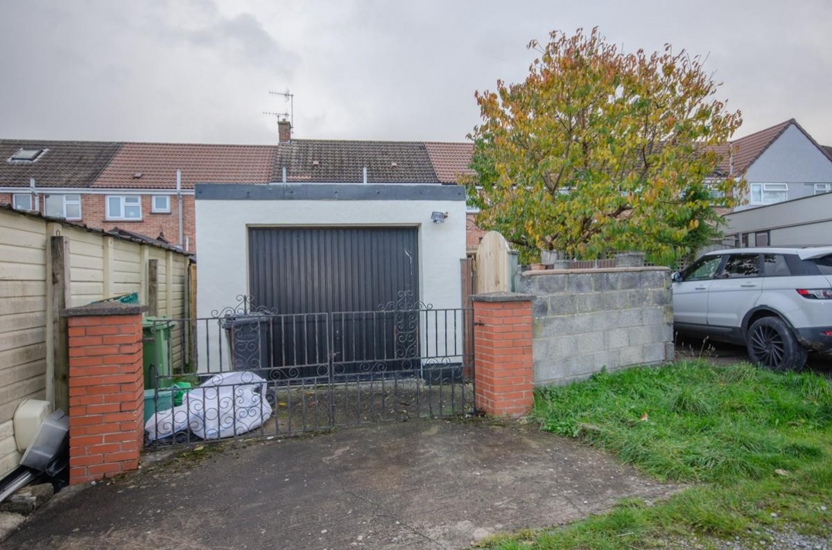 New Cheltenham Road, Kingswood, Bristol. BS15 4RJ