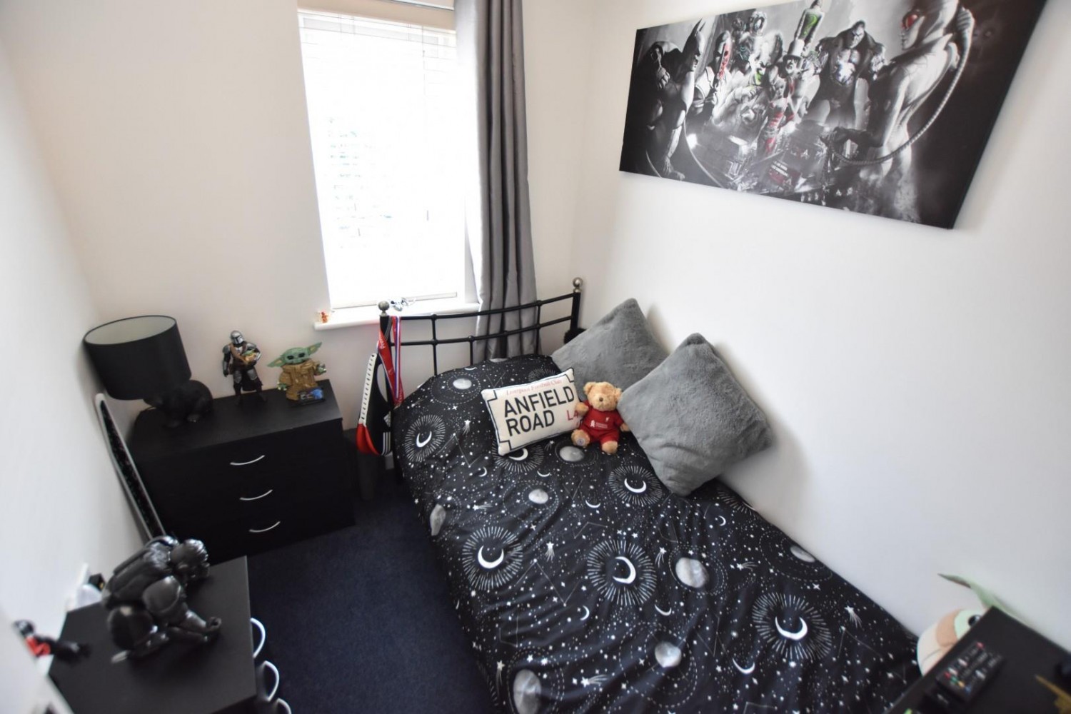 Runfield Close, Leigh