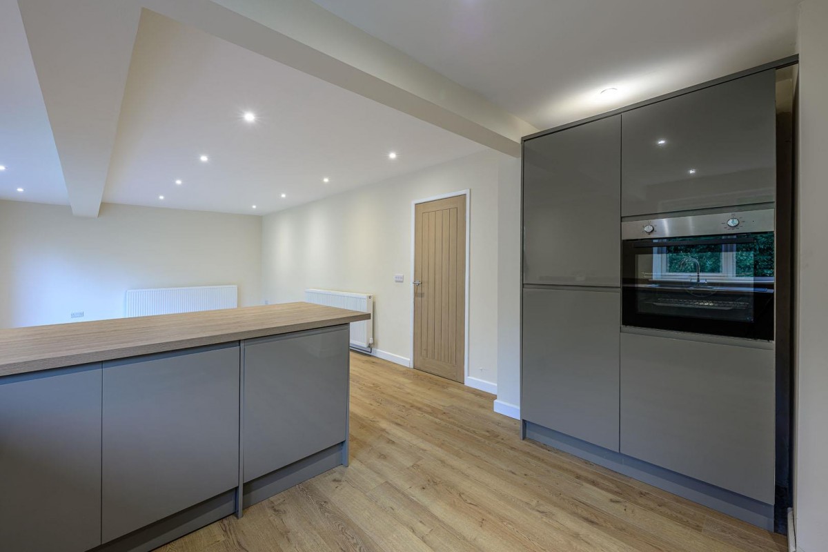 Round Hill Avenue, Pedmore, Stourbridge, DY9 0RG