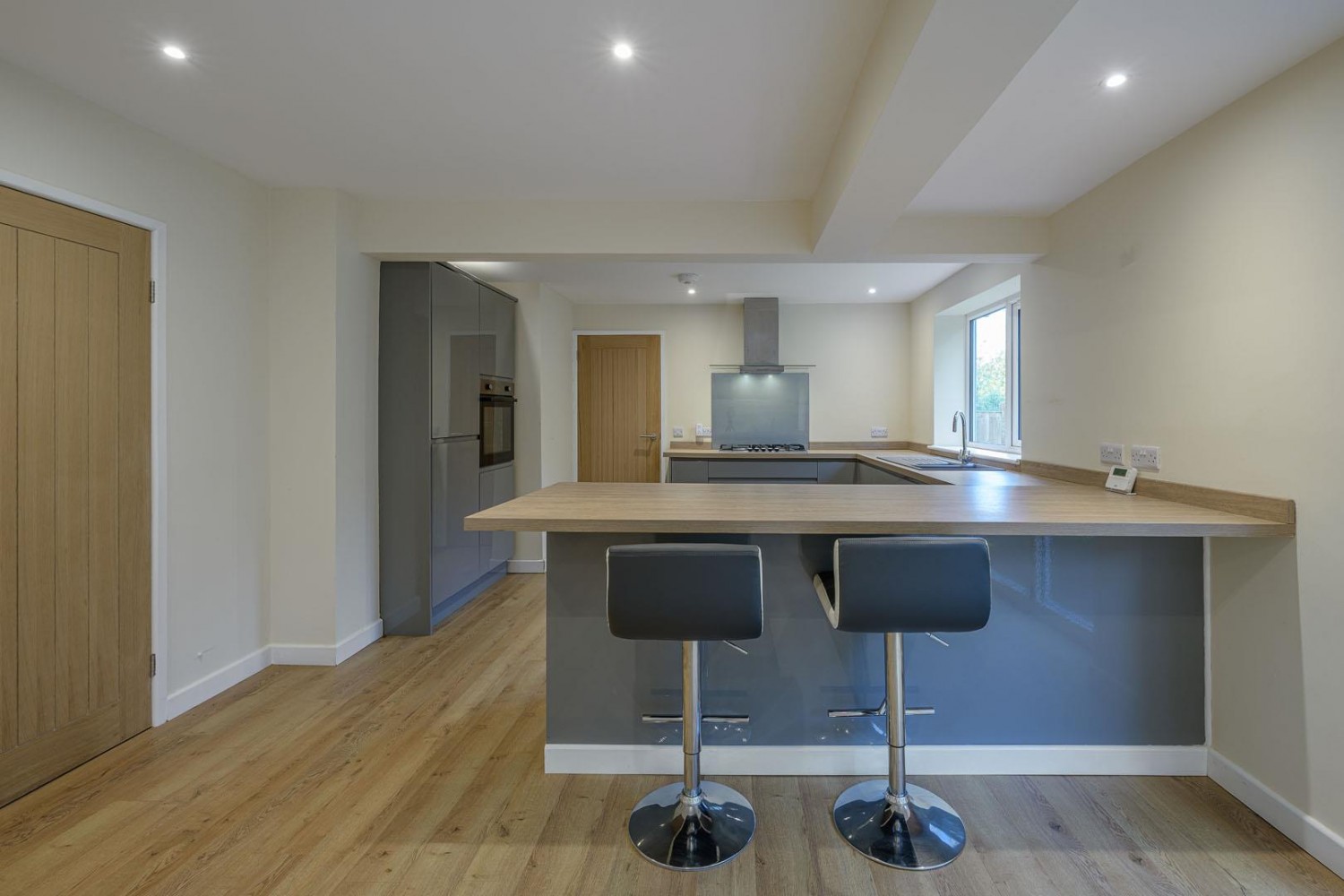 Round Hill Avenue, Pedmore, Stourbridge, DY9 0RG