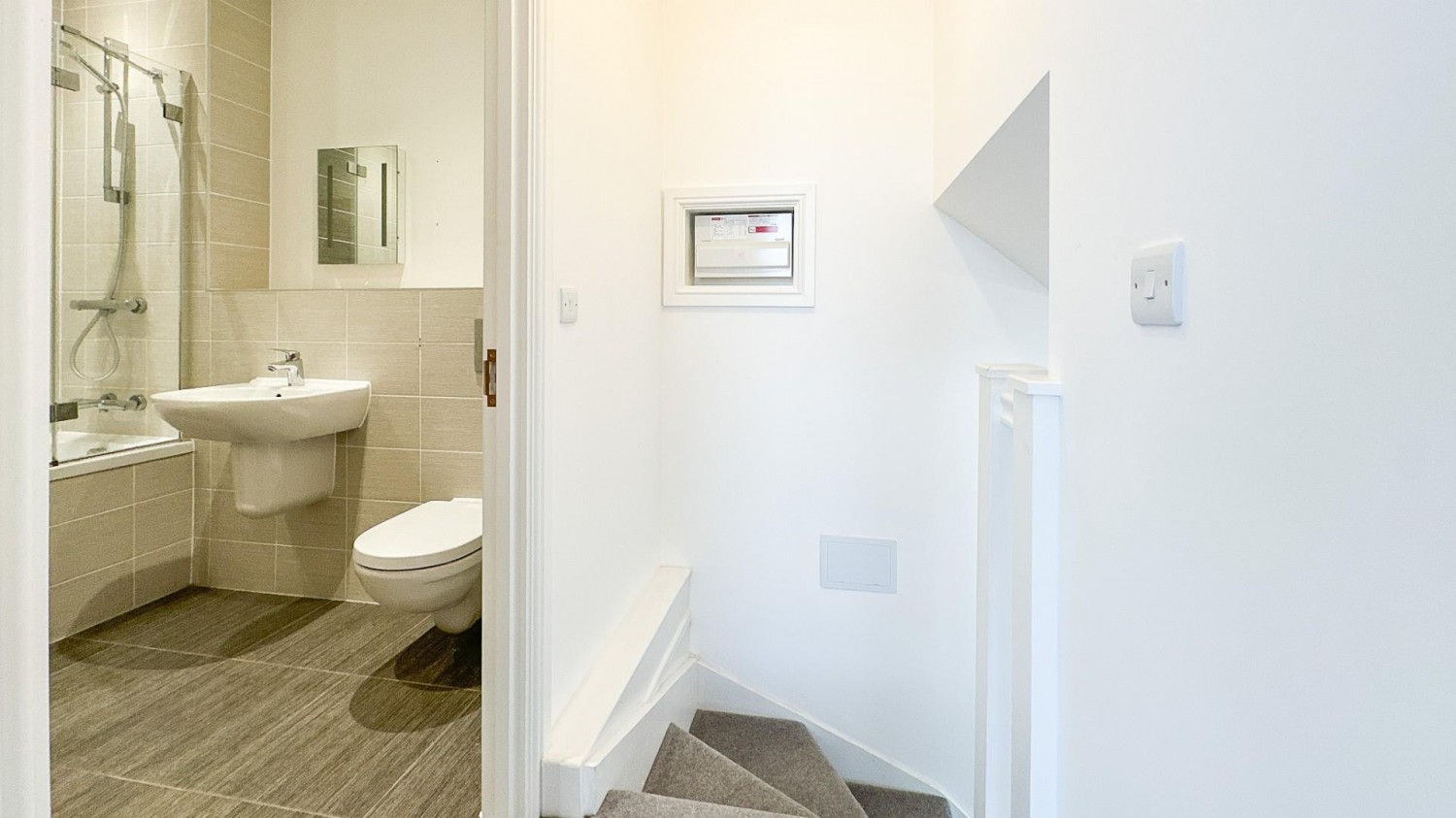 Plough And Windmill, West Street, Bristol, BS3 3NB